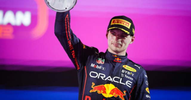 , Watch F1 champ Max Verstappen race ONE-HANDED at 200MPH as he tries to remove piece of plastic during Saudi Arabian GP