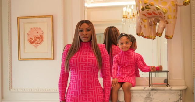, Serena Williams stuns as she and daughter Alexis wear matching pink dresses