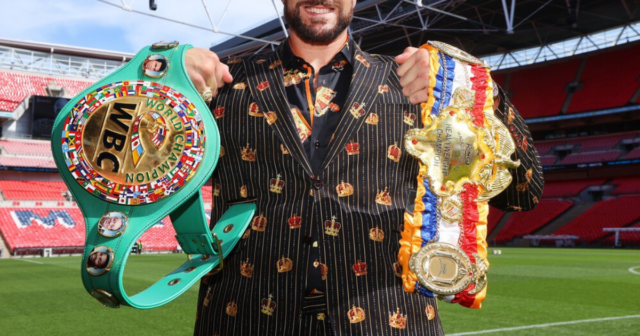 , Tyson Fury dons new bespoke suit for Dillian Whyte fight with secret hidden message stitched in along with crowns