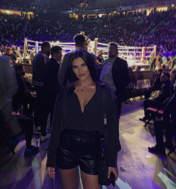 , Meet stunning Tyson Fury against Dillian Whyte model ring girls who are best pals and shared bed together before fight