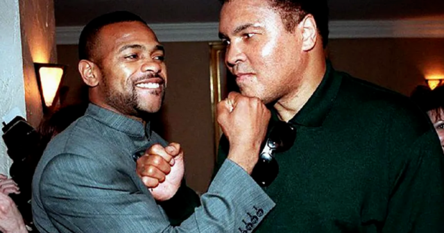 , Roy Jones Jr includes Muhammad Ali in his boxing Mount Rushmore but leaves out unbeaten legend Floyd Mayweather