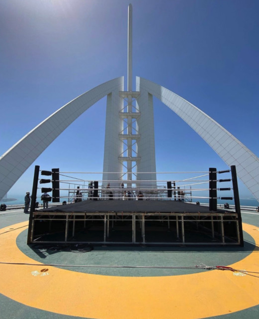 , Floyd Mayweather vs Don Moore could be postponed to NEXT WEEK as ring gets put up 700ft high just hours before bout axed