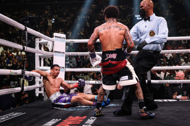 , Floyd Mayweather no-shows Gervonta Davis’ fight with Rolando Romero after boxing legend has ‘family emergency’