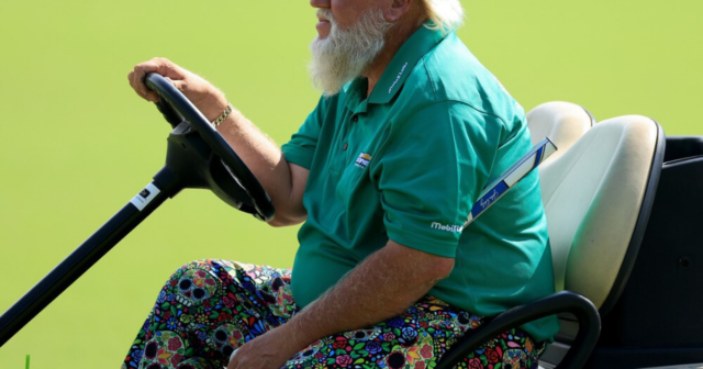 , Why does golfer John Daly ride a golf cart at the PGA Championship?