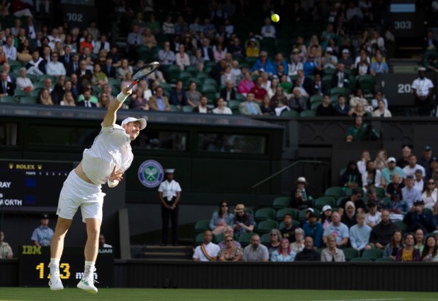 , Andy Murray does UNDERARM SERVE as he battles back from set down to beat James Duckworth at Wimbledon under roof