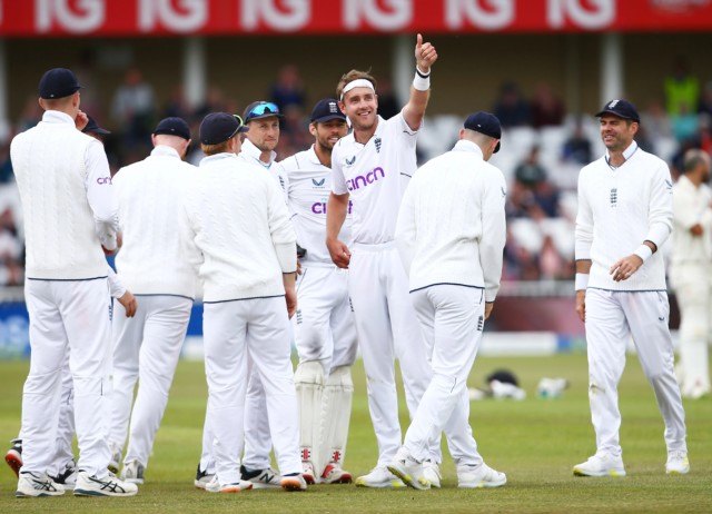 , England set up shot at incredible Second Test win as they tear through New Zealand after Joe Root heroics on Day 4