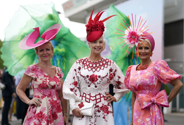 , Glam racegoers flood into Epsom for Ladies’ Day as fans get in Jubilee spirit with brilliant Union Jack outfits
