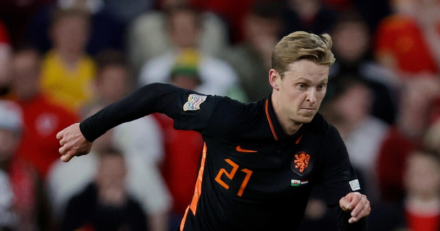 , Man Utd ‘told by Frenkie De Jong he DOES want to join this summer from Barcelona in huge transfer boost’