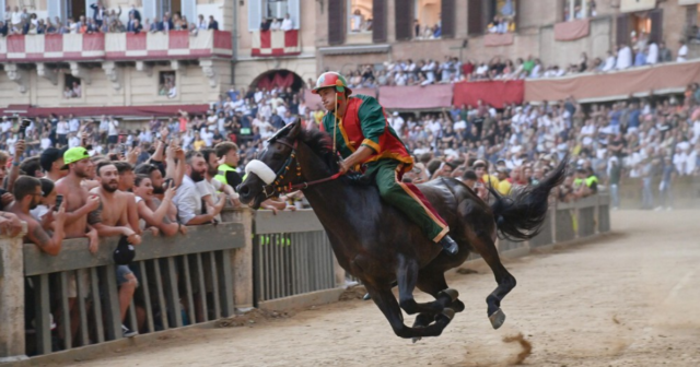 , ‘World’s most insane horse race’ featured in James Bond sees jockeys risk life &amp; limb racing full pelt in city streets