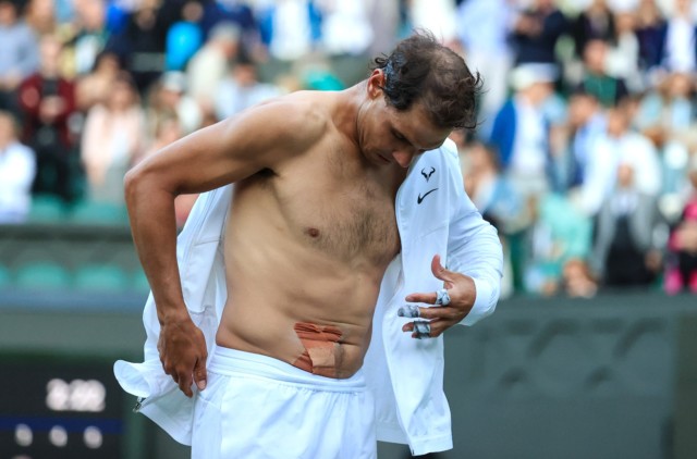 , Strapped-up Rafael Nadal fights through pain to reach Wimbledon quarter-final with gritty win over Van De Zandschulp
