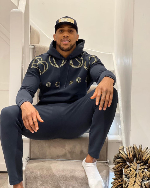 , Joe Joyce reveals how Tyson Fury could beat Anthony Joshua and reveals ‘negative’ AJ is ‘wary of shots coming at him’