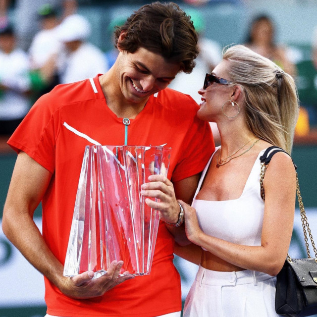 , Taylor Fritz’s model girlfriend Morgan Riddle steals the show on Centre Court – and fans are all saying the same thing