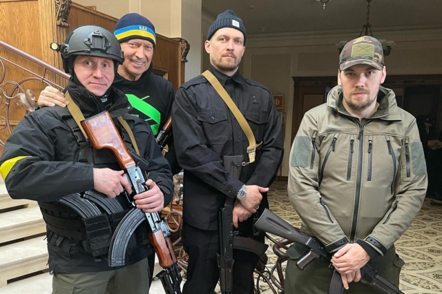 , ‘Daddy, why do they want to kill us?’ – Usyk kids’ terror as bombs dropped in Ukraine and Russians ransacked his house