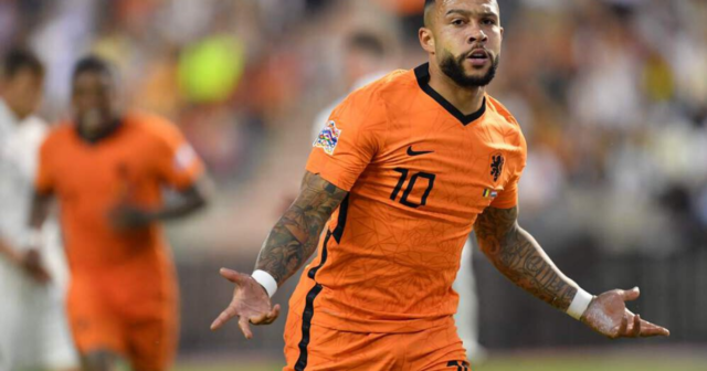 , Memphis Depay ready to snub Tottenham transfer as Barcelona star is ‘not tempted’ by Spurs offer