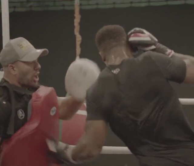 , Watch Anthony Joshua show off frightening speed and brutal body shots in training for Oleksandr Usyk rematch