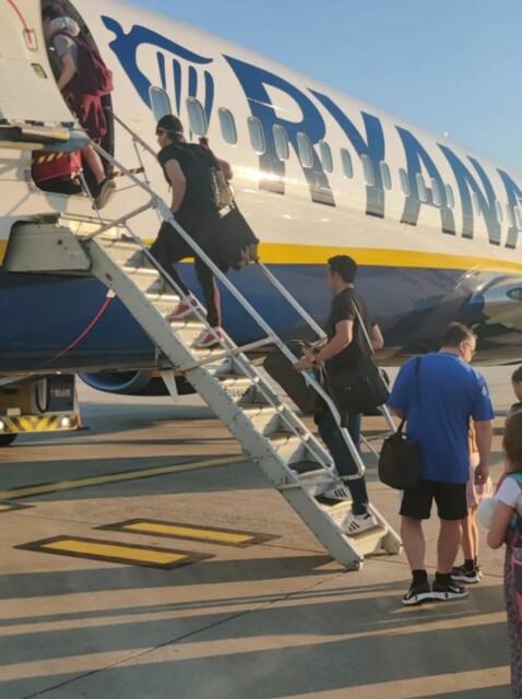 , Fans are all saying the same thing after Arsenal chief Edu ‘spotted boarding Ryanair plane to Spain’