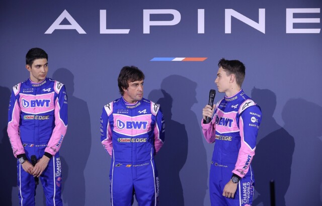 , ‘I’ve never seen anything like this’ – Alpine F1 boss threatens to SUE Oscar Piastri after infamous social media snub