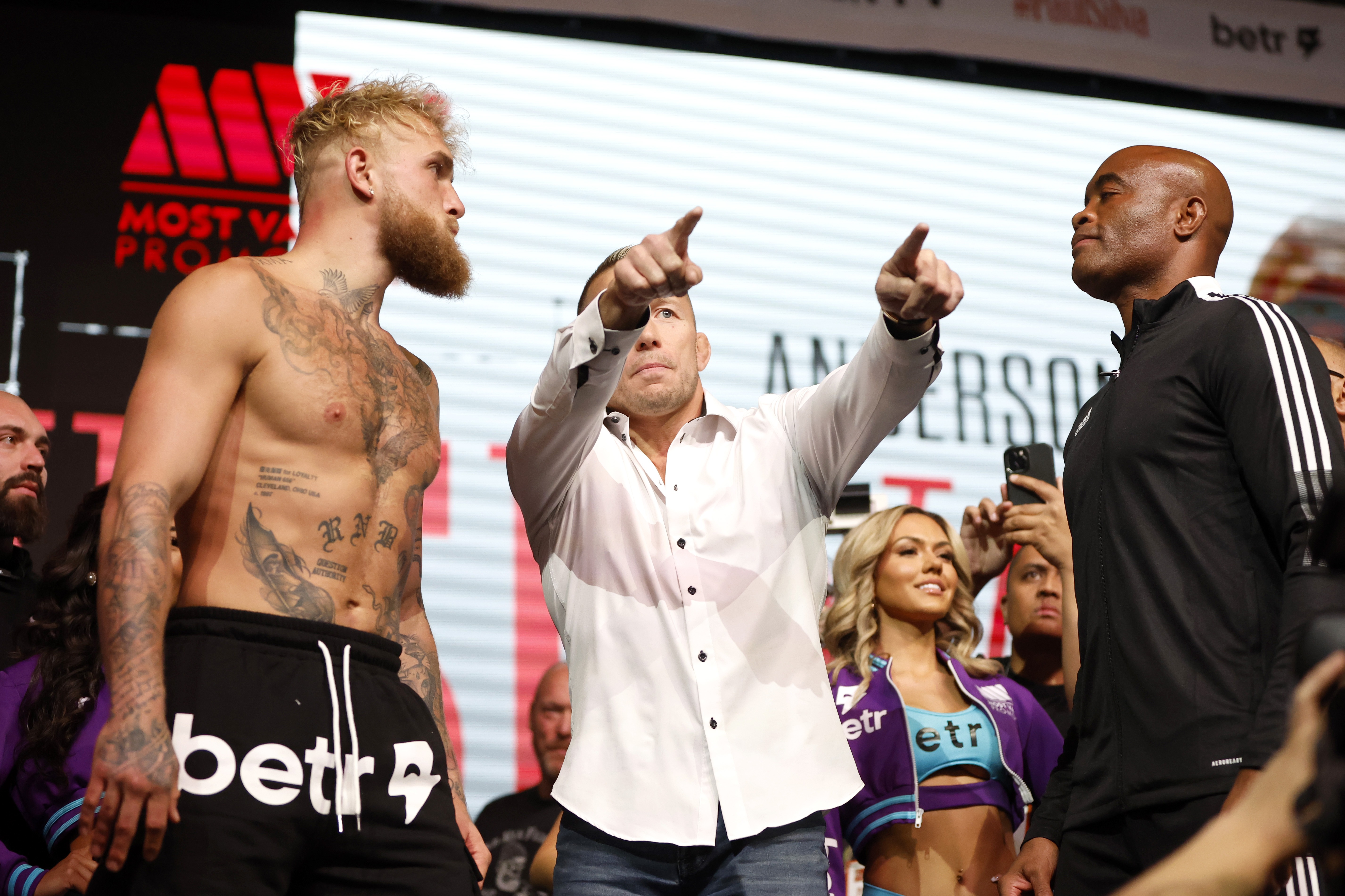 , Jake Paul vs Anderson Silva LIVE RESULTS: Start time TONIGHT, live stream, undercard for HUGE boxing clash – latest