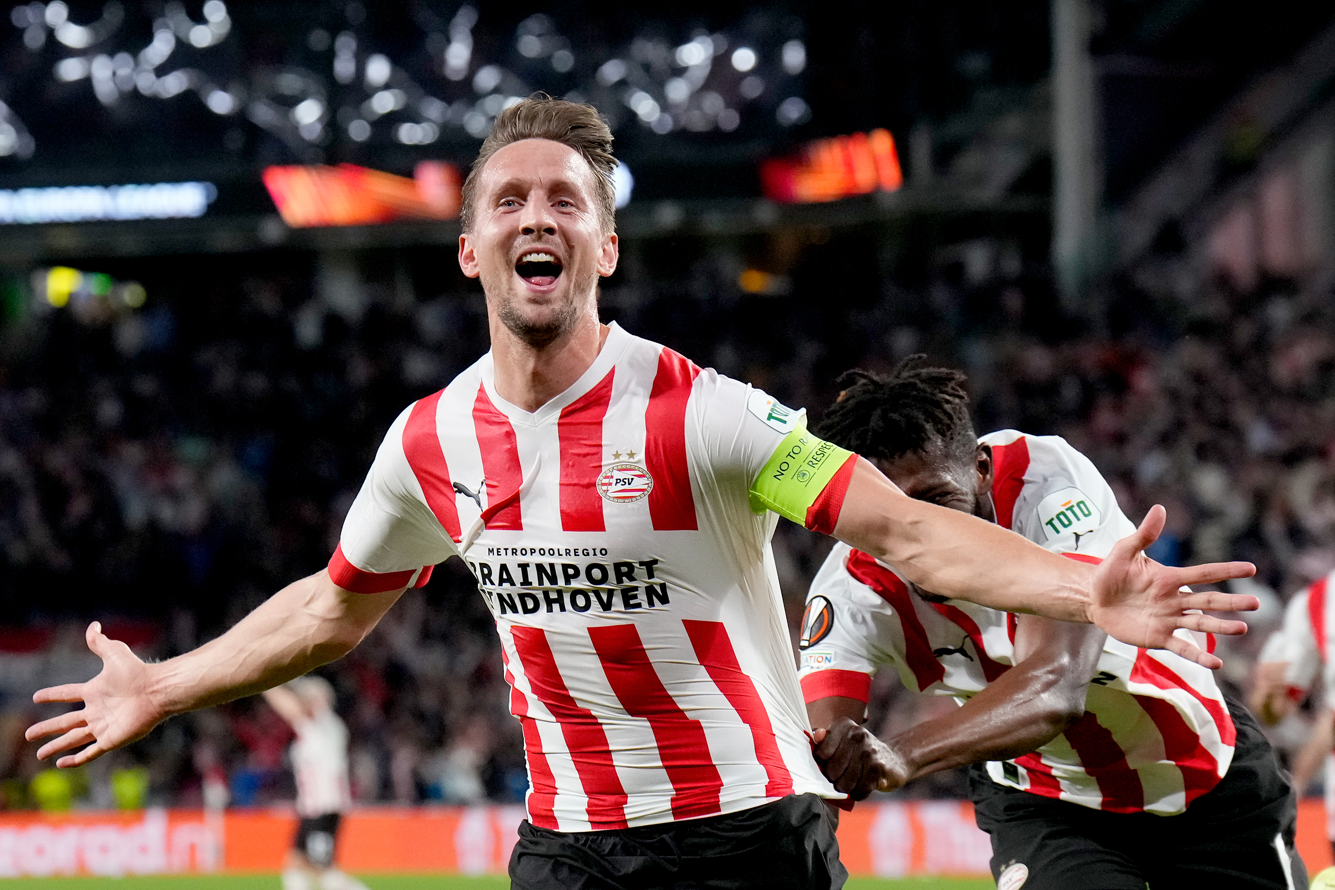 , PSV 2 Arsenal 0: Ruthless Dutch side thrash Gunners with Arteta forced to wait to secure top spot in Europa League group