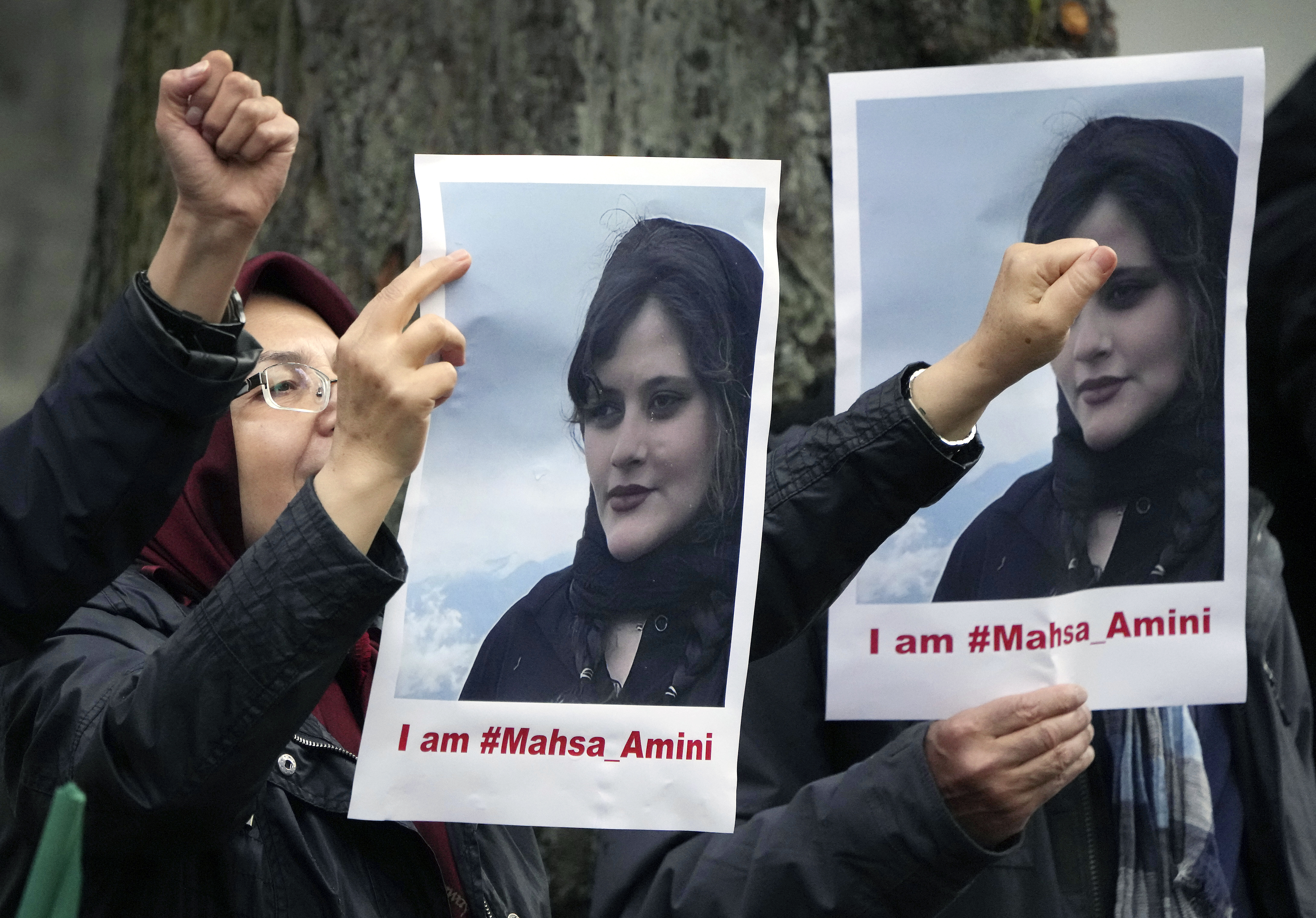 Thousands are protesting the death of Mahsa Amini