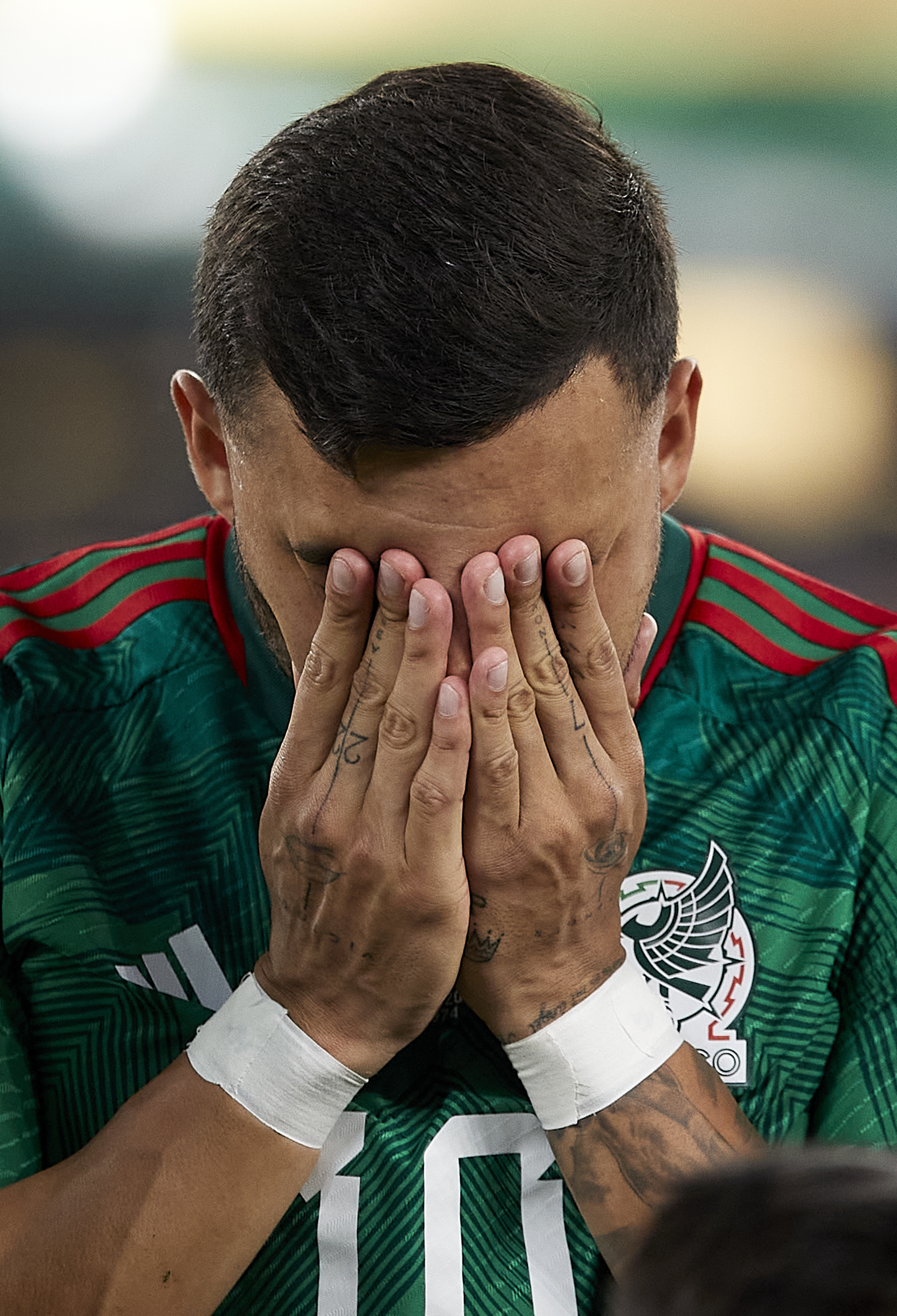 , Chelsea transfer target Alexis Vega breaks down in tears during Mexico national anthem ahead of Poland World Cup clash