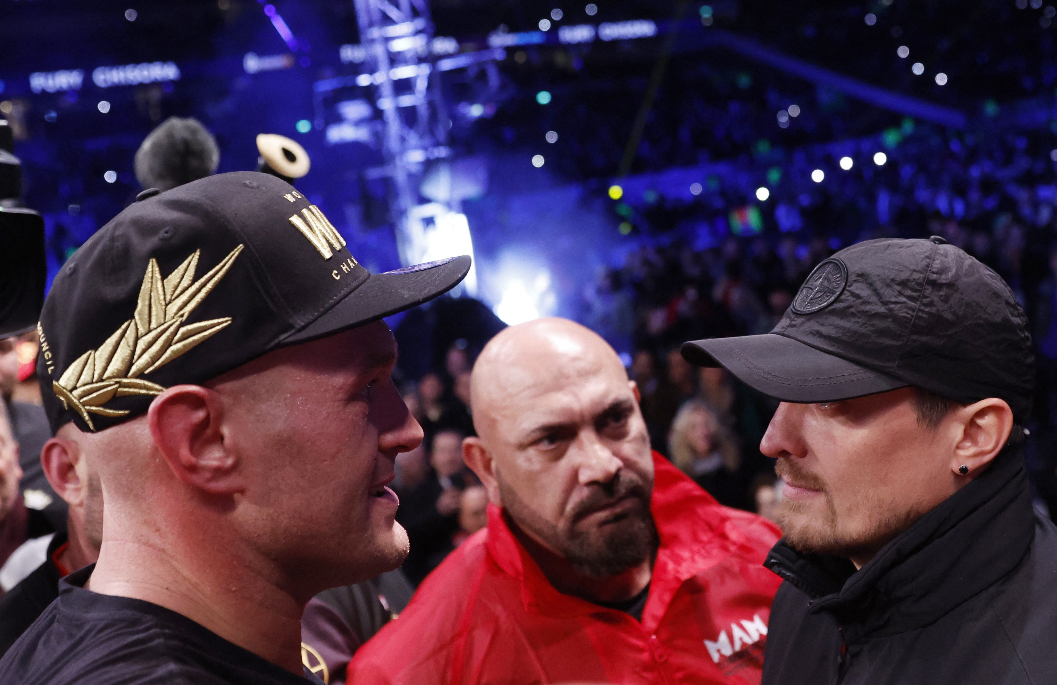 , Oleksandr Usyk seeks advice from legendary Klitschko brothers and warns he is ‘coming for Tyson Fury’