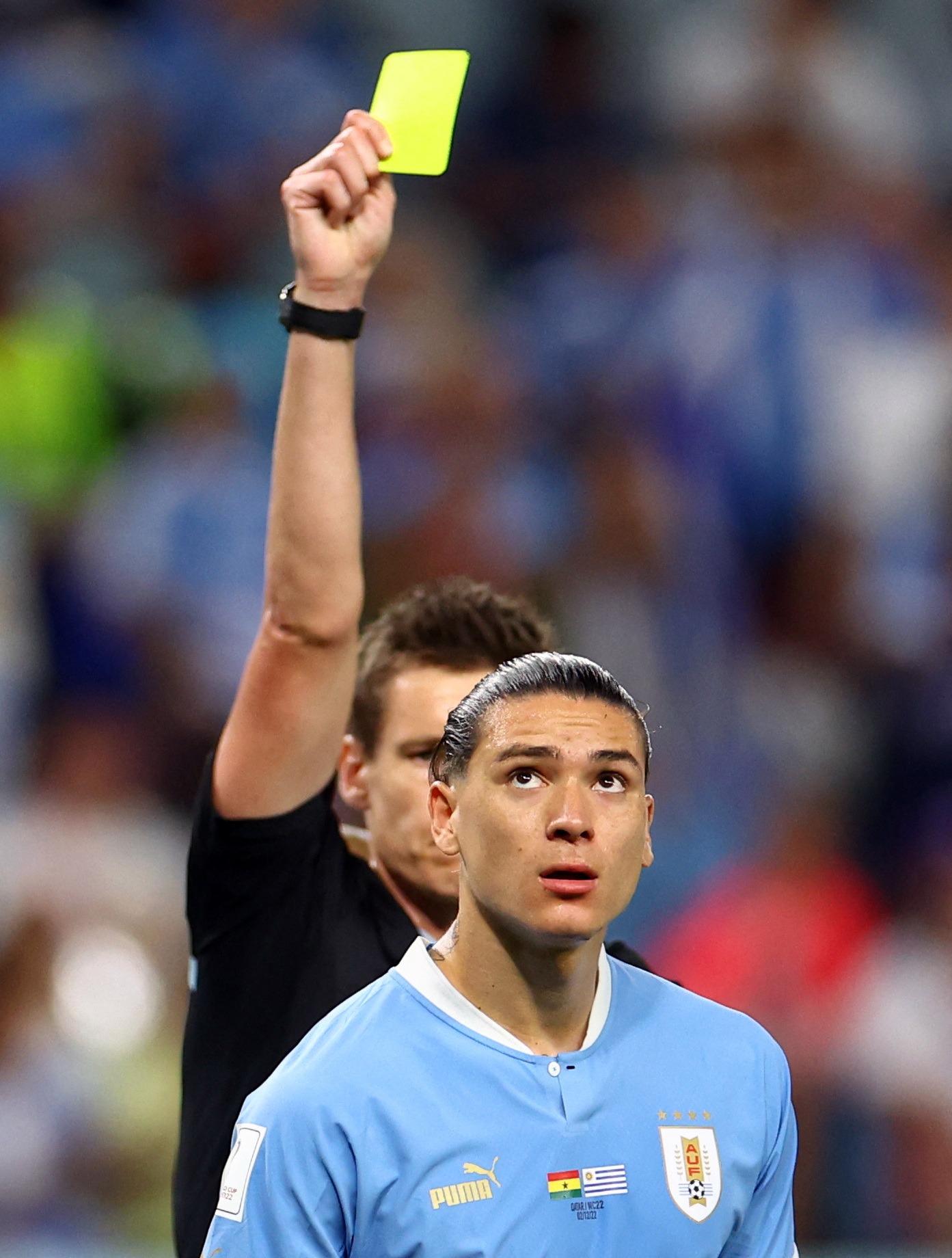 , Watch Liverpool and Uruguay star Darwin Nunez get yellow card for scuffing penalty spot even as Ghana try to protect it