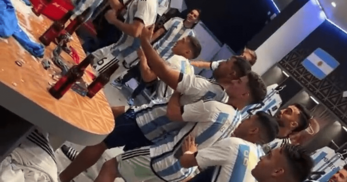 , Watch Argentina goalkeeper Emi Martinez demand a minute’s silence for Mbappe in wild World Cup celebrations