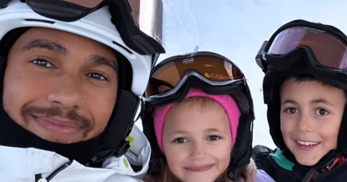 , Lewis Hamilton plays Twister with his niece and nephew and brags ‘I won’ during skiing trip with dad Anthony and family