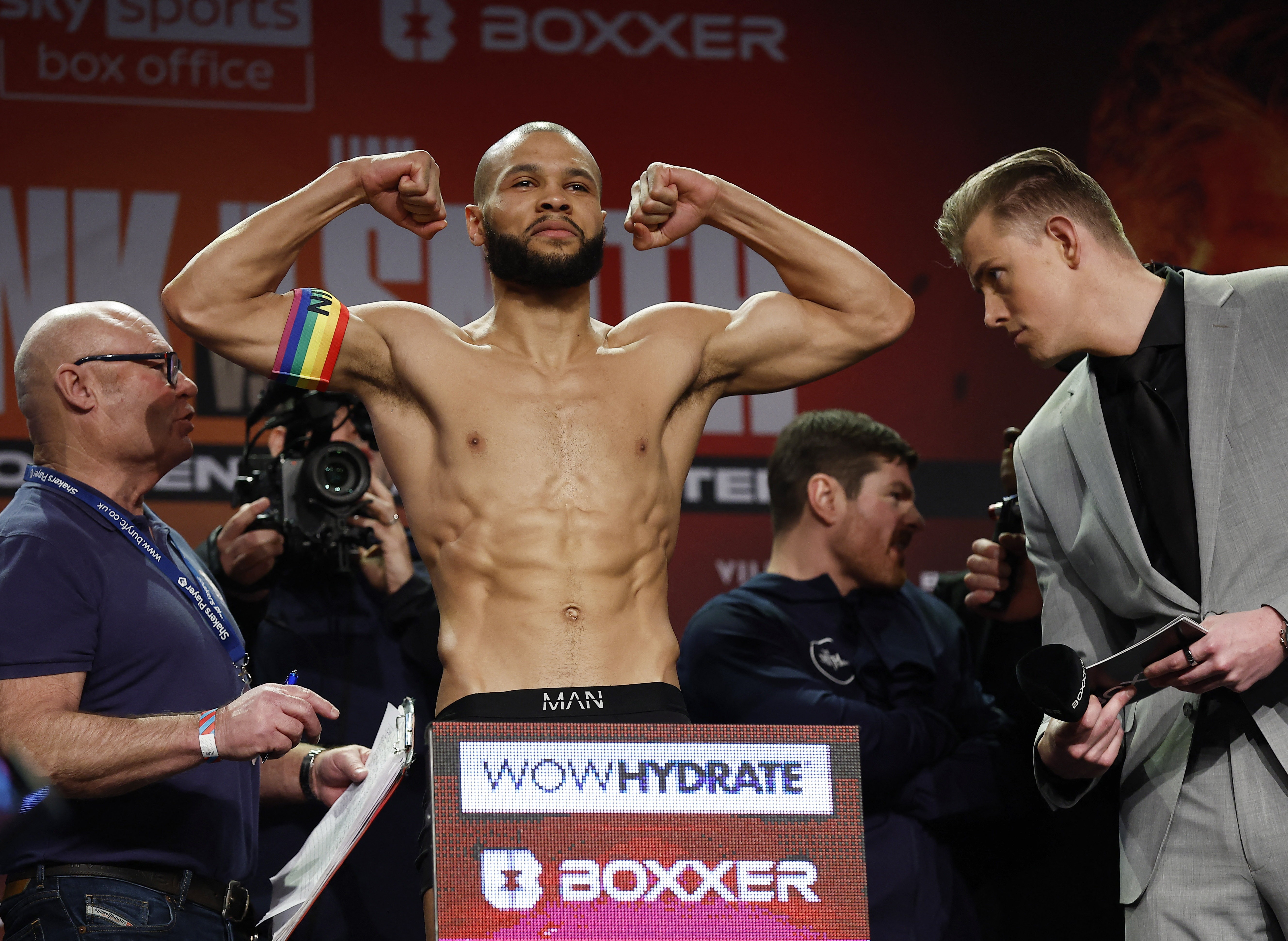 , Chris Eubank Jr wears Man Utd shirt to Liam Smith weigh-in and tips scales in rainbow armband after homophobia row