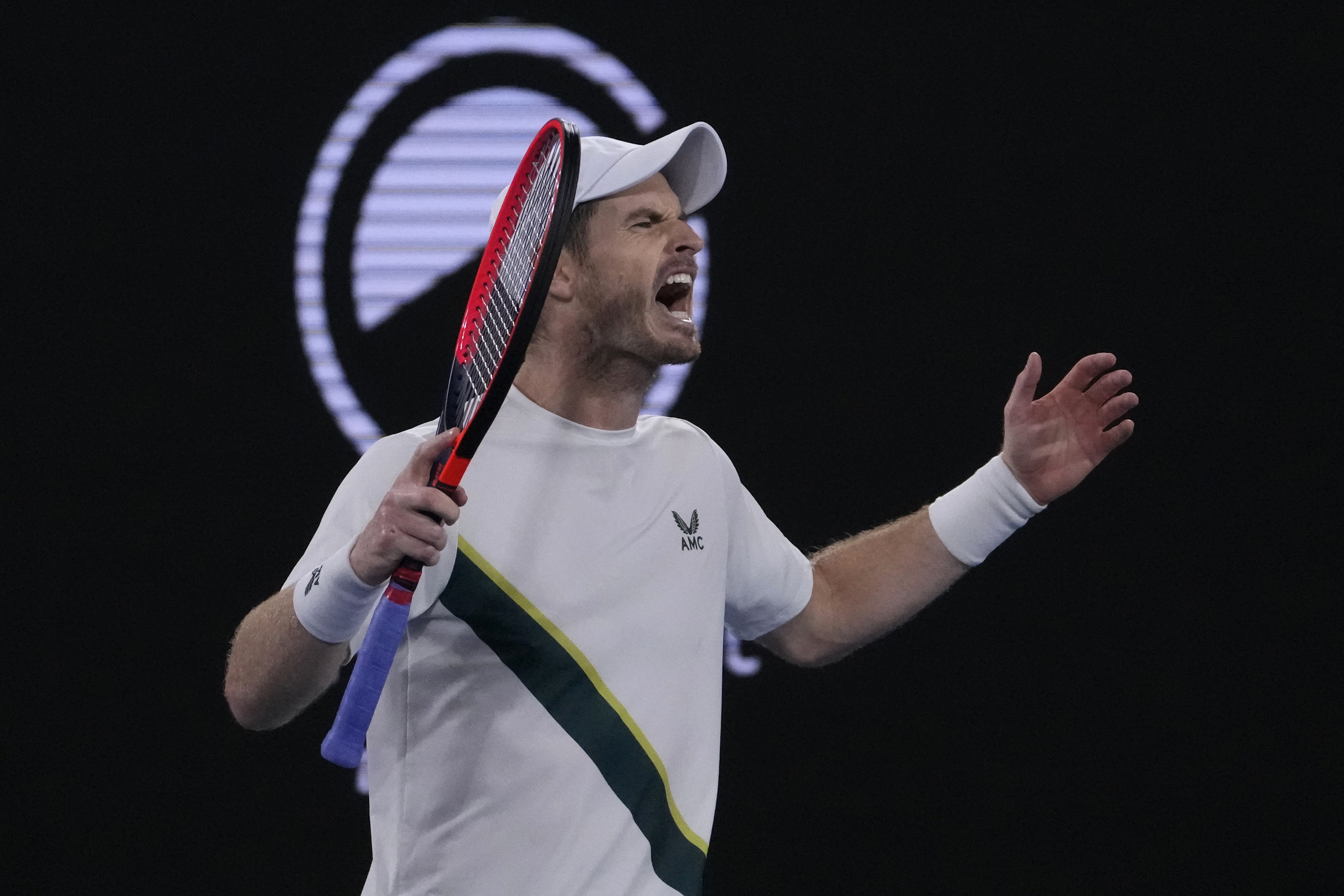 , Heroic Andy Murray crashes out of Australian Open after brave battle with Roberto Bautista Agut in third round