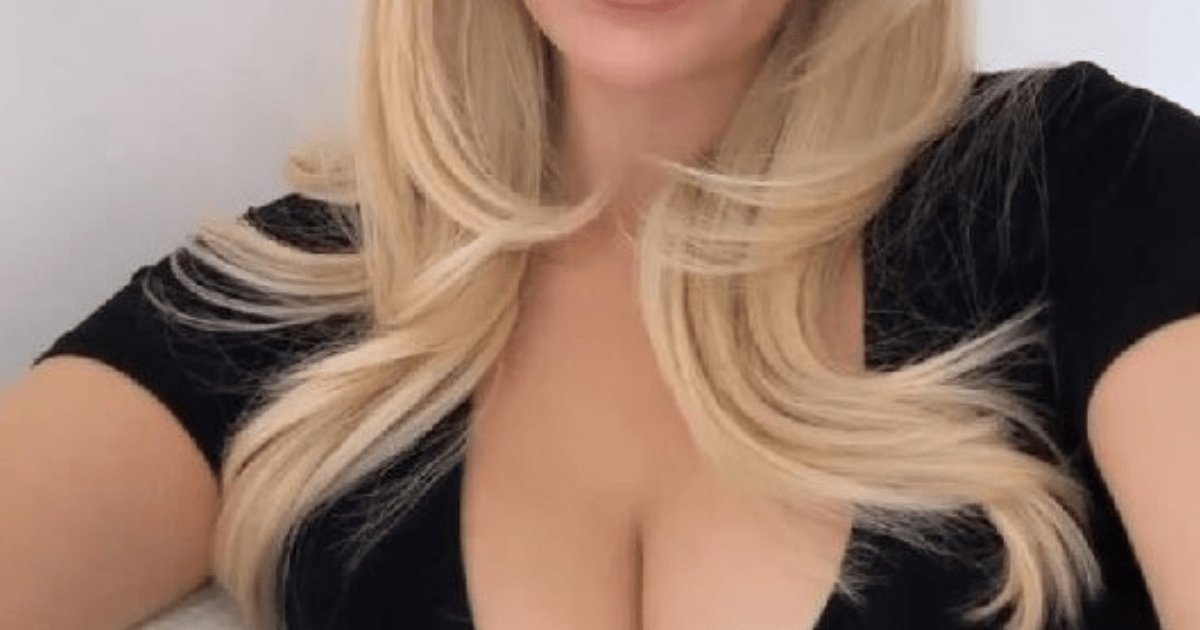 , Busty Paige Spiranac wows in low-cut top as she reveals most embarrassing moments on golf course