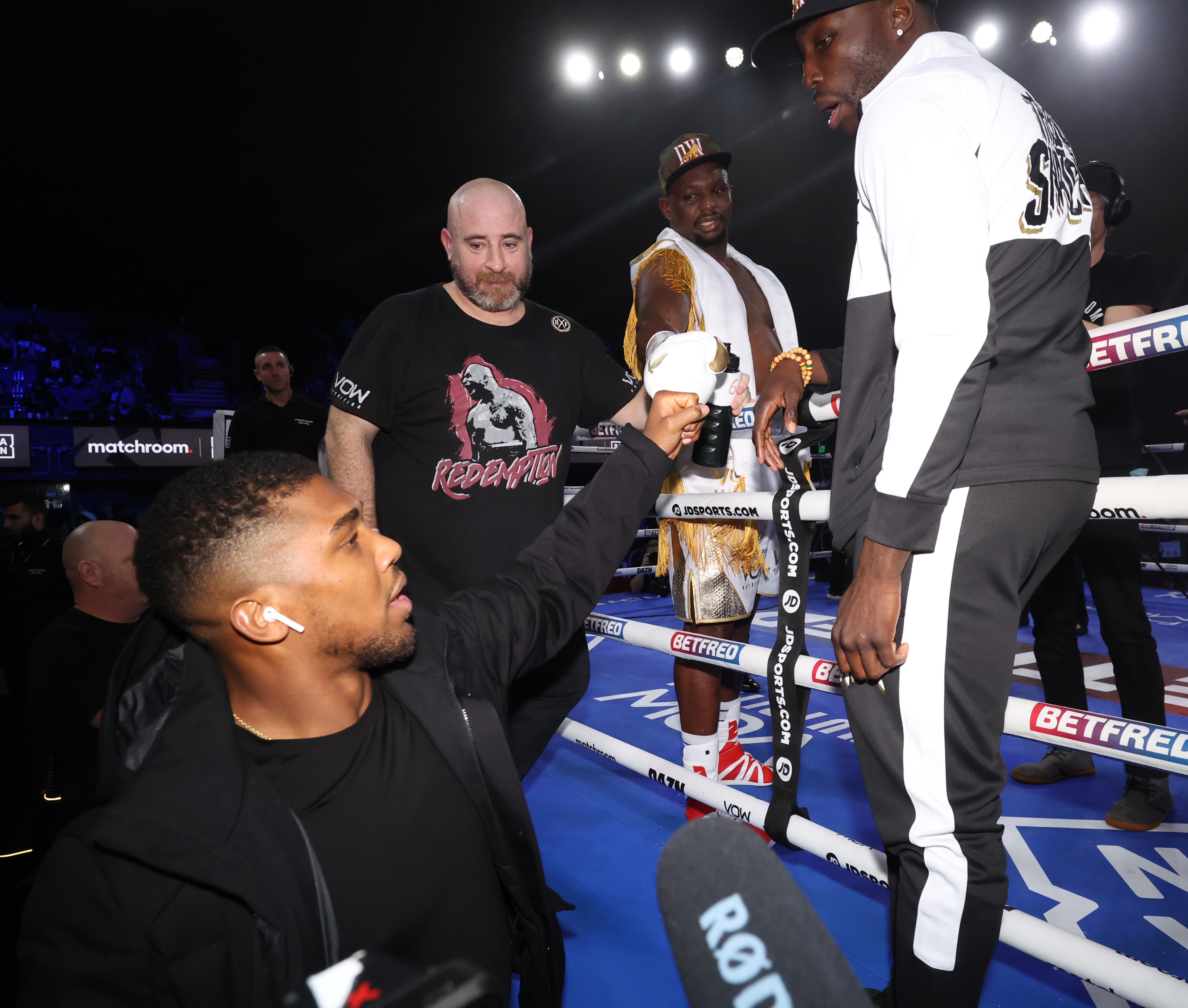 , Worried fans tell Anthony Joshua to wear safety goggles as heavyweight star’s new training method goes wrong