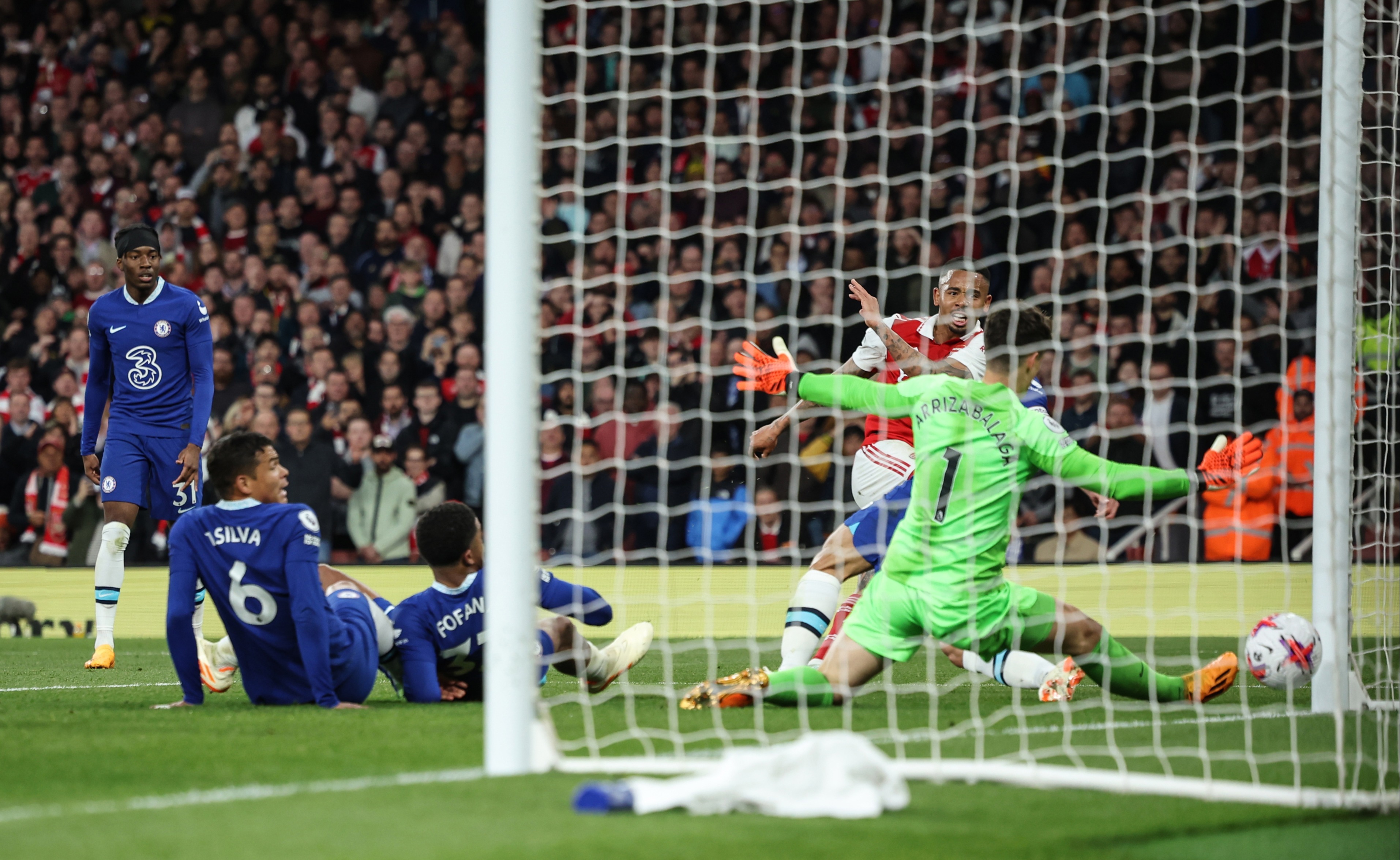 , Arsenal 3 Chelsea 1: Gunners keep Premier League title hopes alive after first-half demolition of dismal Blues