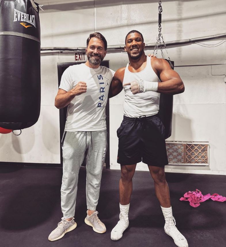 , Tyson Fury holds talks with Anthony Joshua over September fight as he looks to secure biggest bout in British boxing