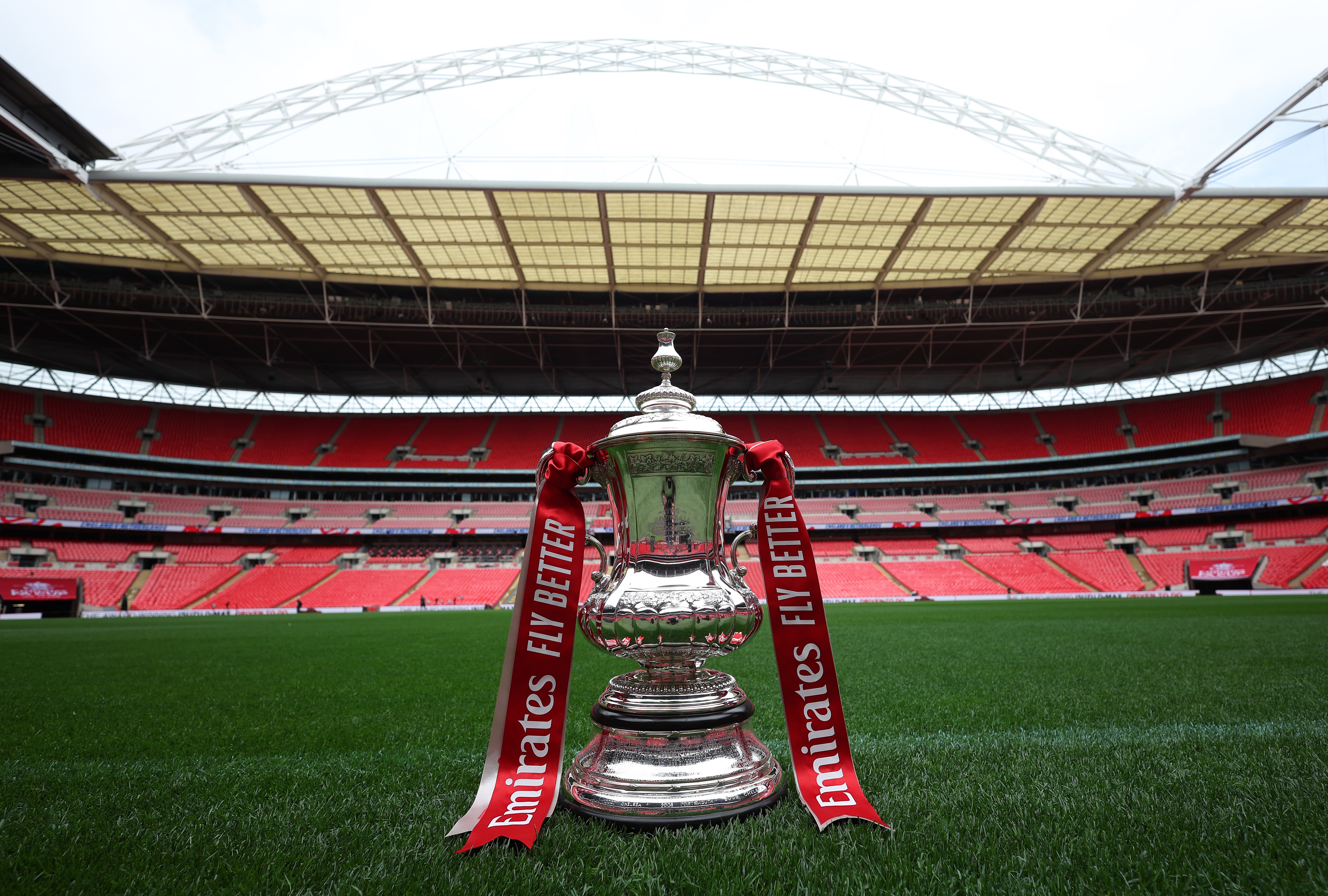 , Women’s FA Cup final between Chelsea and Man Utd will be watched by a sold-out Wembley for the first time