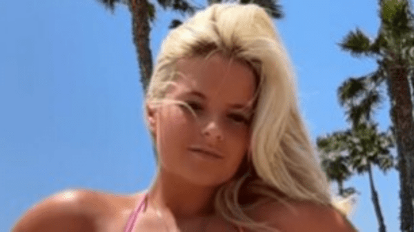 , Busty ring girl Apollonia Llewellyn shows off serious underboob hanging out of skimpy bikini as fans brand her ‘so sexy’