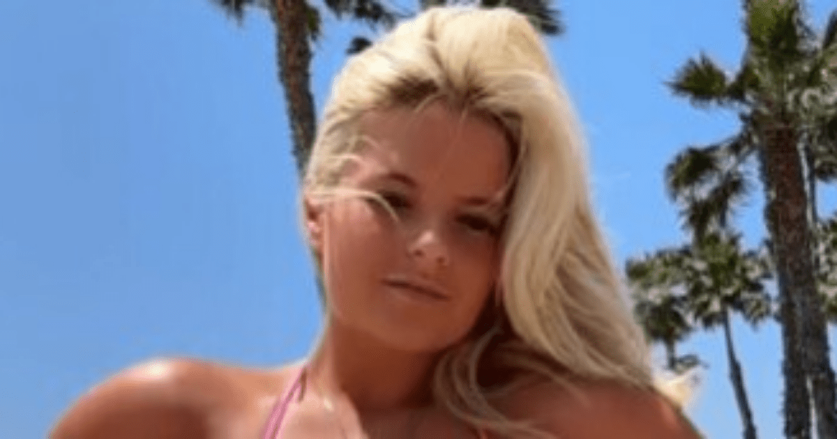 , Busty ring girl Apollonia Llewellyn shows off serious underboob hanging out of skimpy bikini as fans brand her ‘so sexy’