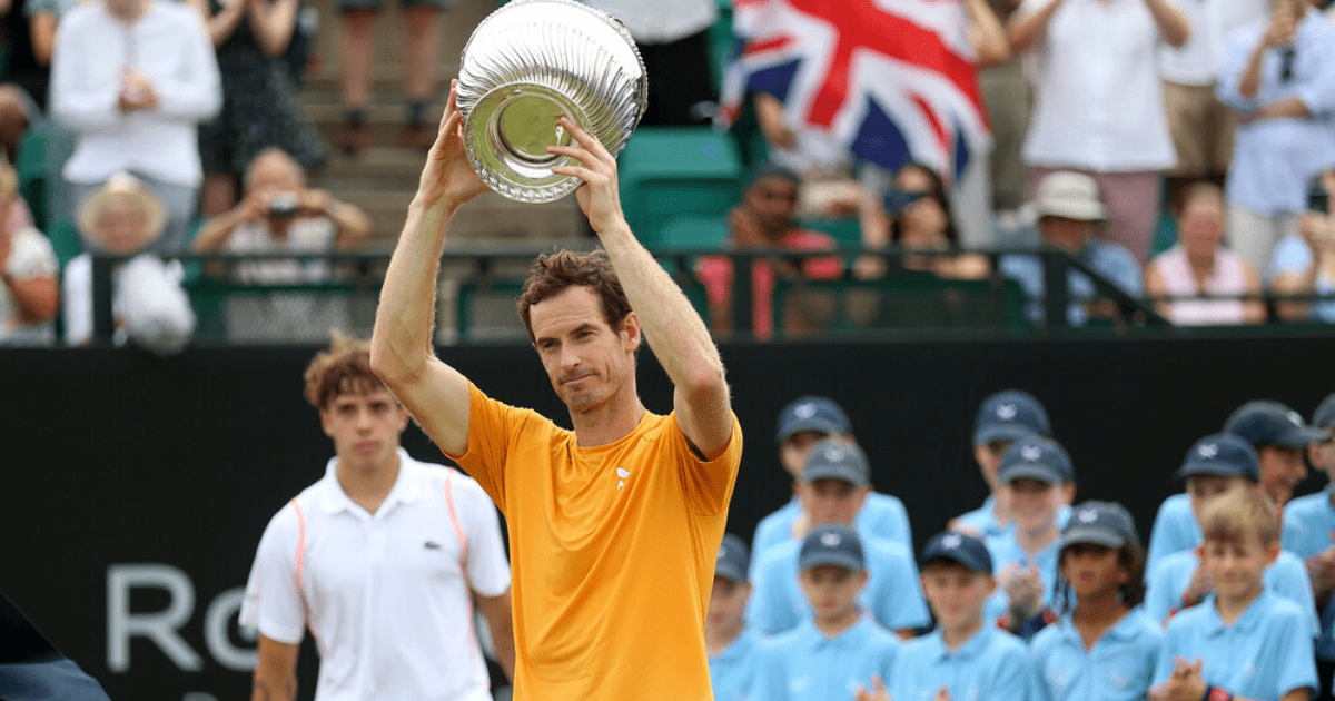 , Emotional Andy Murray chokes up after being surprised by wife &amp; kids after 2nd straight tournament win before Wimbledon