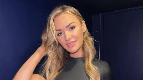 , Laura Woods Praised by Fans as ‘the Best Sport Presenter’ as TNT Host Looks ‘Unreal’ in Tight Black Outfit