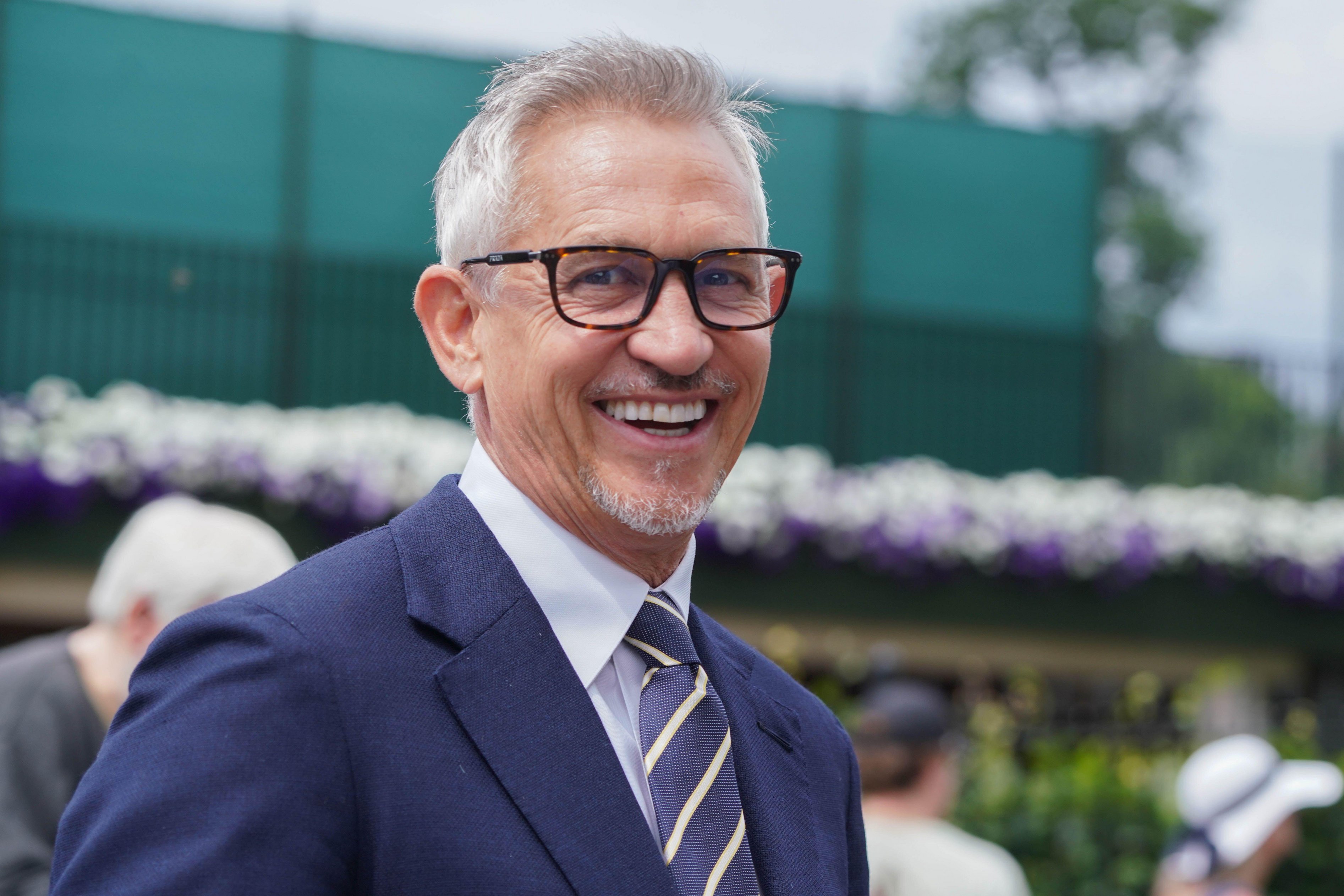 , Gary Lineker&#8217;s Cheeky X-Rated Joke Leaves Fans Stunned as Europe Storms Ahead in Ryder Cup