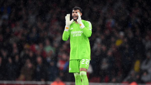 , Arsenal goalkeeper David Raya urges Ramsdale to fight for team after losing starting spot