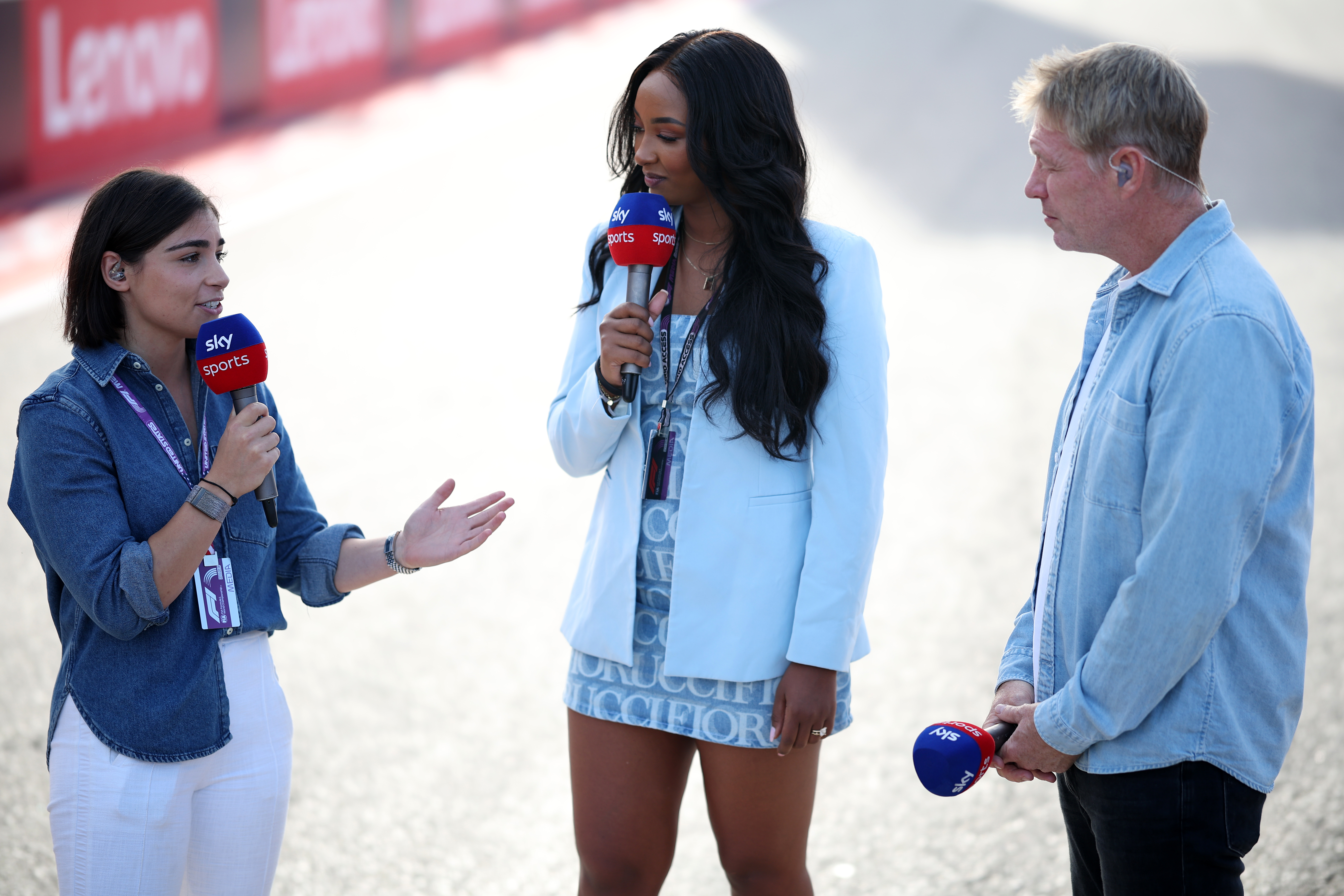 , Sky Sports F1 presenter Naomi Schiff stuns in daring mini dress and knee-high boots live on TV as she’s called ‘gorgeous’