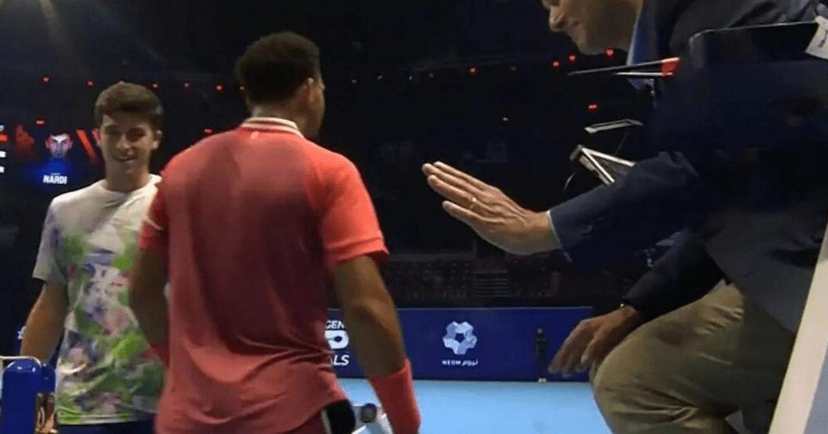 , Tennis Stars Forced to Change Ends Mid-Game in Bizarre Blunder