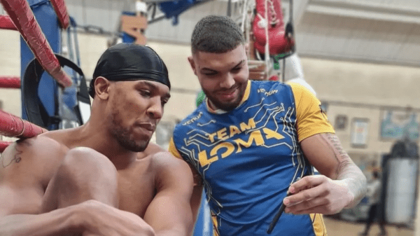 , Anthony Joshua&#8217;s 6ft 8in Boxing Prospect Spars with Usyk and Wilder for Fury Fights
