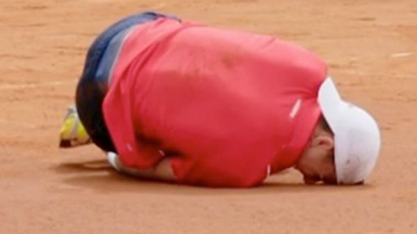 , Tennis Star Reveals Gruesome Injury After Collapsing at Barcelona Open