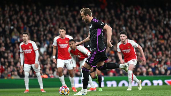 , Tottenham Fans Desperate for Arsenal to Win for Champions League Spot